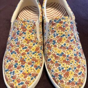 Taos Dandy Slip-On Sneakers